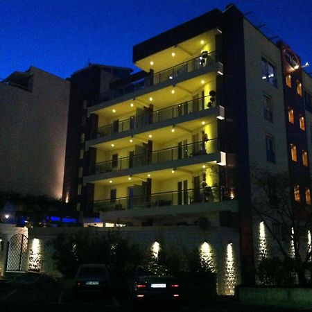 Apartments M Palace Budva Kültér fotó