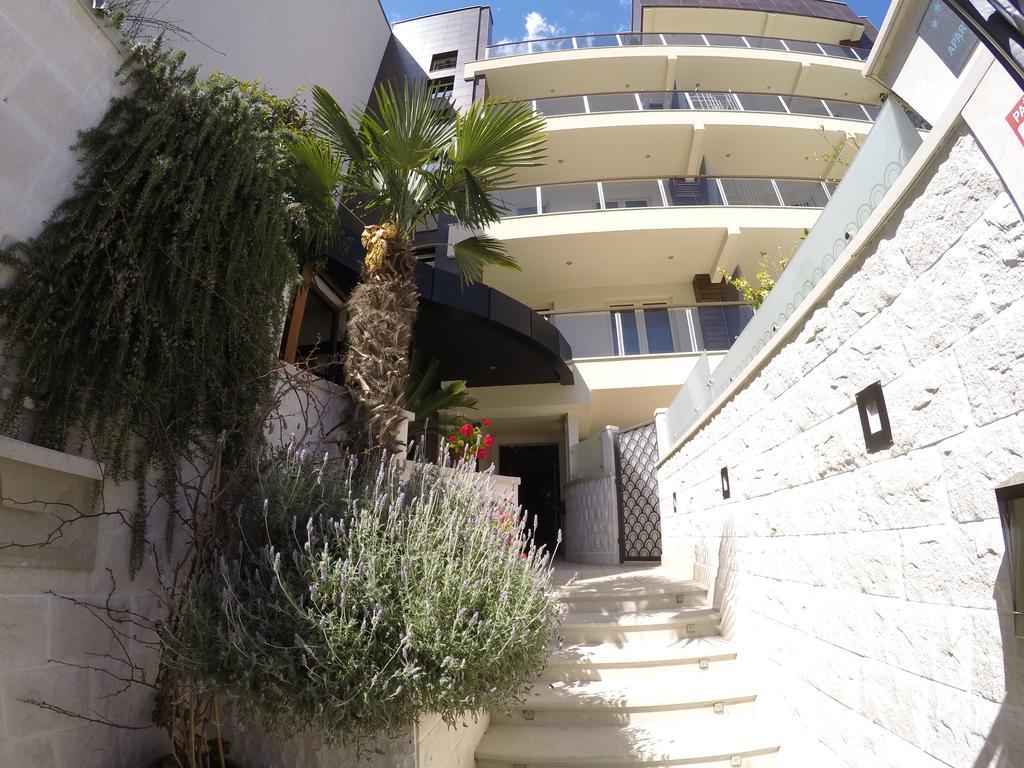 Apartments M Palace Budva Kültér fotó