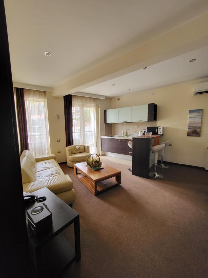 Apartments M Palace Budva Kültér fotó
